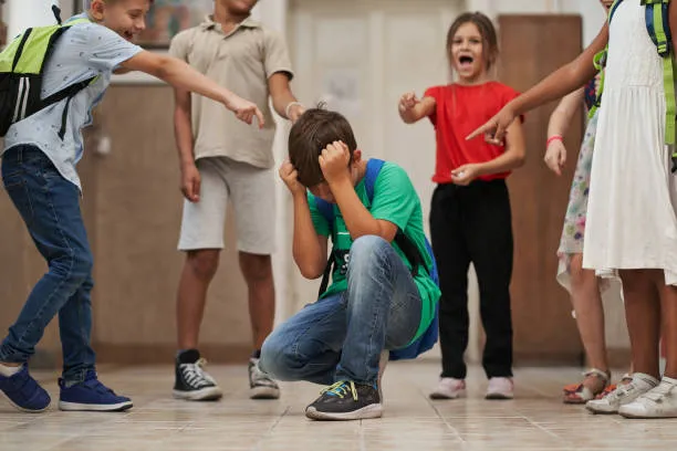 Atelier dans les écoles sur le harcèlement scolaire en Haute-Loire, Monistrol-Sur-Loire, Émergence coaching thérapie